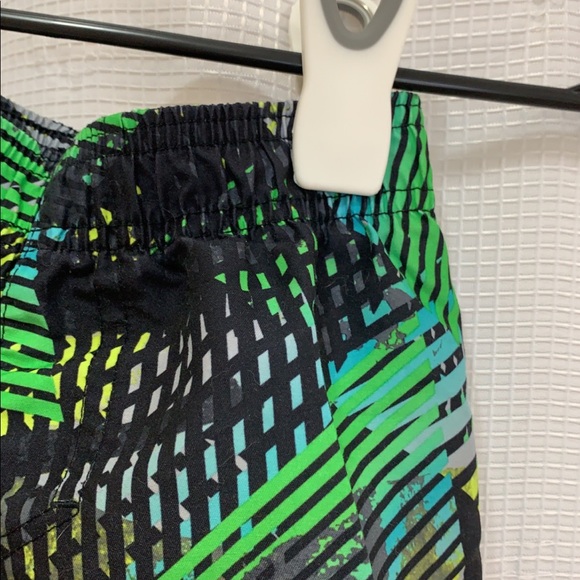 Under Armor Kidd’s Swim Trunks Size 18Mo - Picture 2 of 2